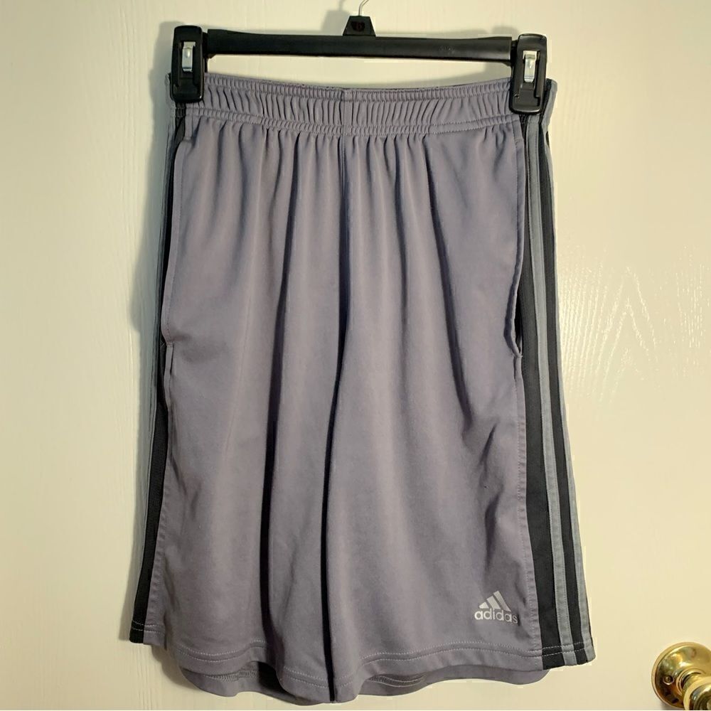 Adidas EUC gray/ black stripes athletic shorts Size Small